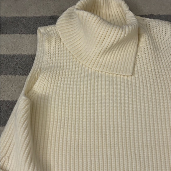 Anthropologie Sweater Tank- NWT - Picture 2 of 4